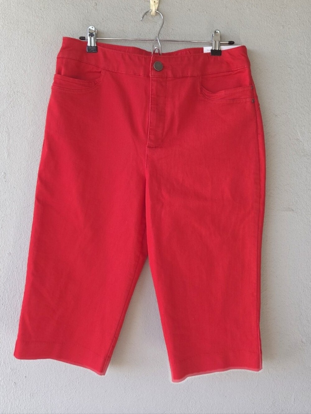 Christopher & Banks Red Skimmer Stretch Capri Pants Sz 8 NWT